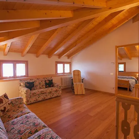 San Siro Sleeps 8 Pool * San Siro